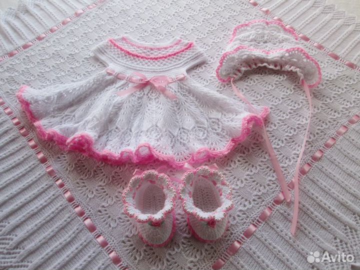 Комплект для новорожденной для крещения (новый)