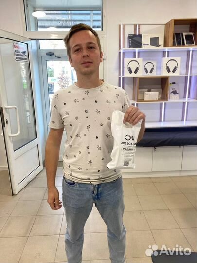 iPhone 8, 128 ГБ