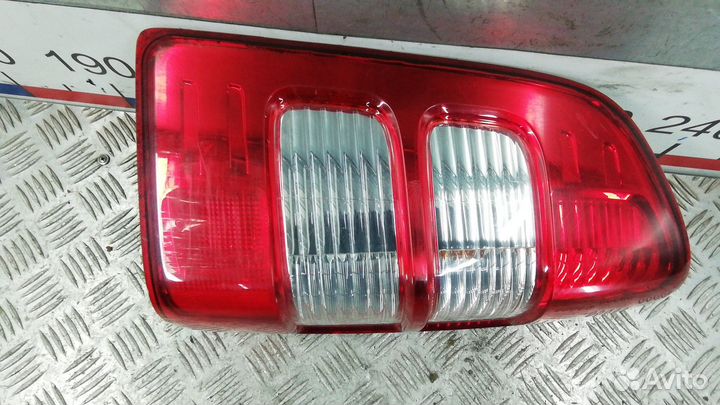 Фонарь задний левый ford ranger 2 2006 2008