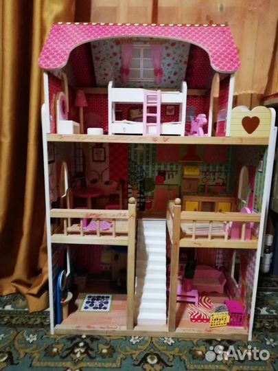 Домик кукольный