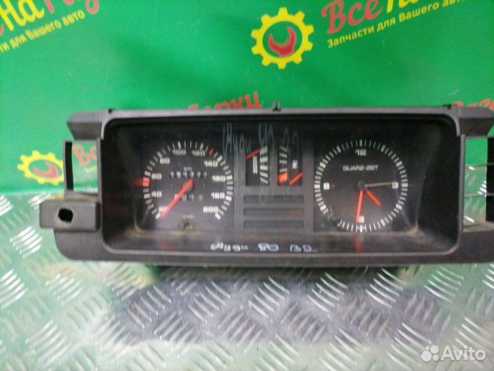Щиток панель приборов Audi 80 B2 1.8