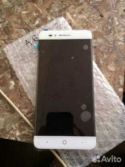 Дисплей на телефон ZTE