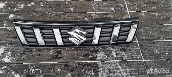Решетка радиатора Suzuki Vitara 2021