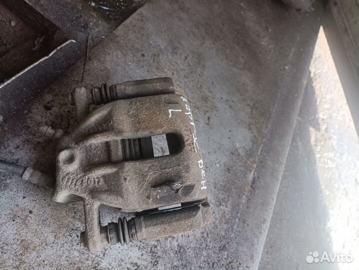 Вентилируемый суппорт левый LADA Largus