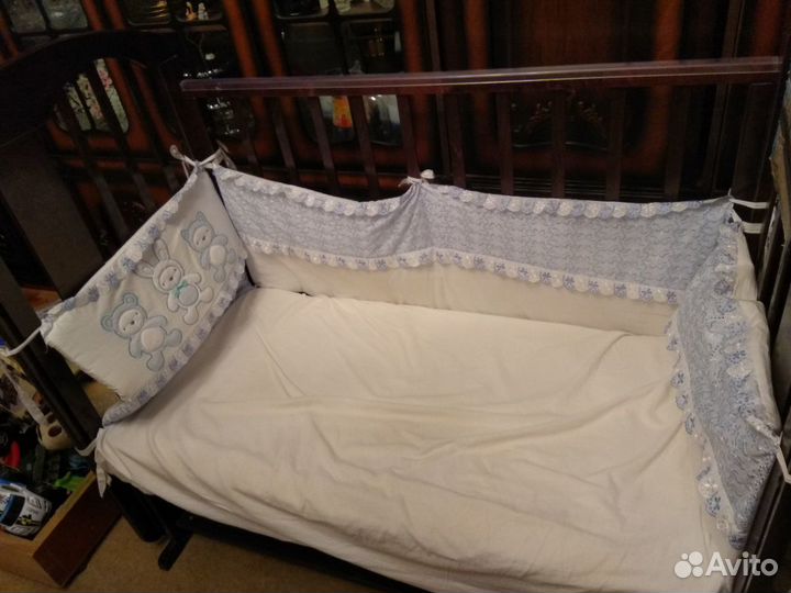 Детская кроватка