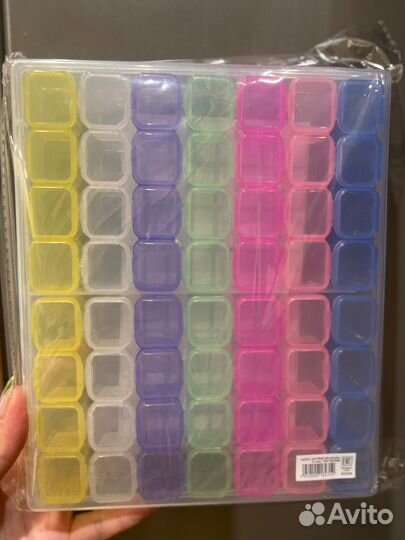 Контейнер 56 ячеек новый, дляхранения