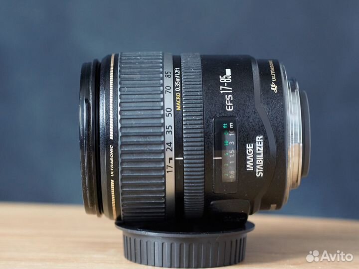 Canon EF-S 17-85 mm F/4 - 5.6 USM