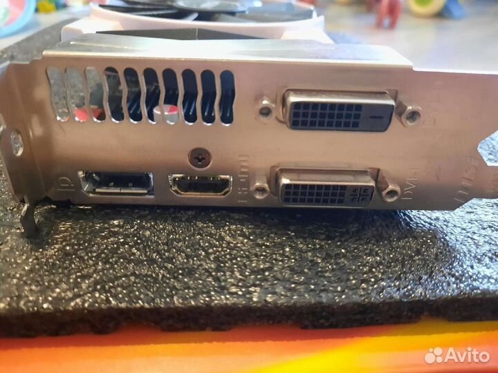 Видеокарта MSI GeForce GTX 970 OC 4 Гб gddr5