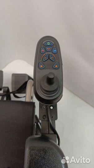 Инвалидная коляска Pulse 210 (с электроприводом)