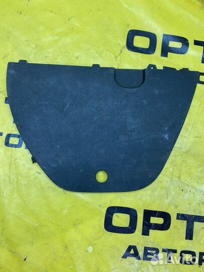 Заглушка обшивки багажника задняя Opel Corsa D