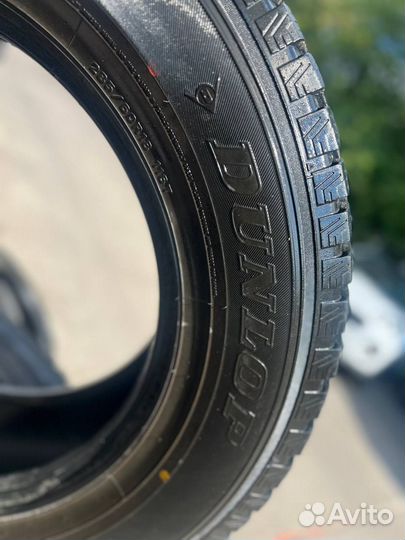 Dunlop SP Winter Ice 01 285/60 R18 116T