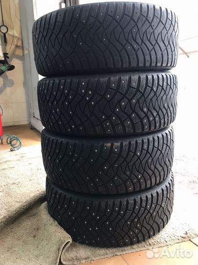 Dunlop SP Winter Ice 03 235/45 R18 98T