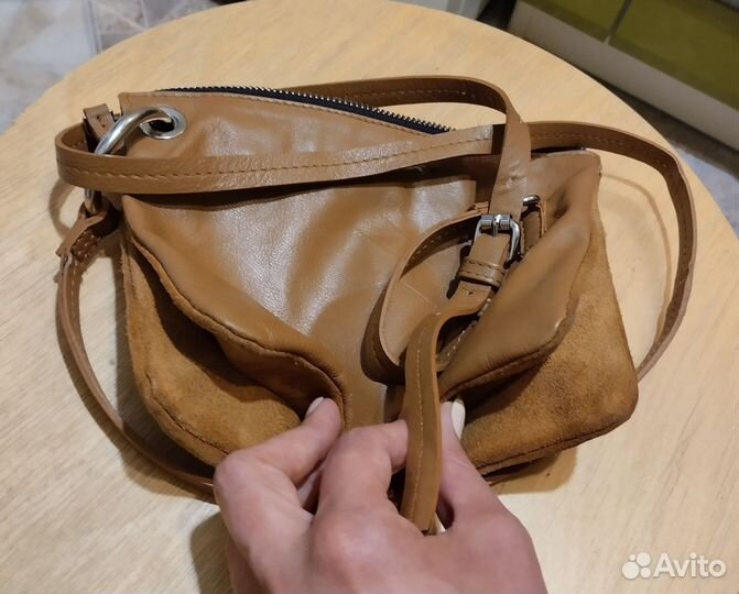 Сумочка кожаная