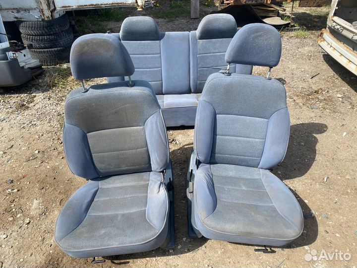 Комплект сидений передний Kia Sportage внедорожник