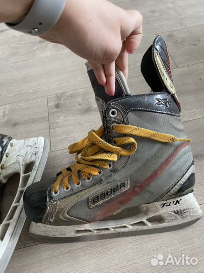 Продаю хоккейные коньки bauer x7.0