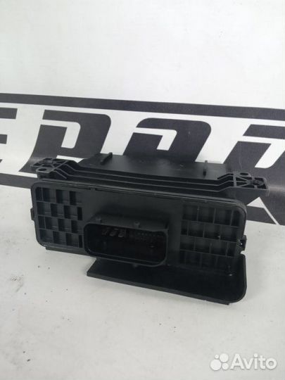 Модуль питания бортовой сети Audi A8 D3