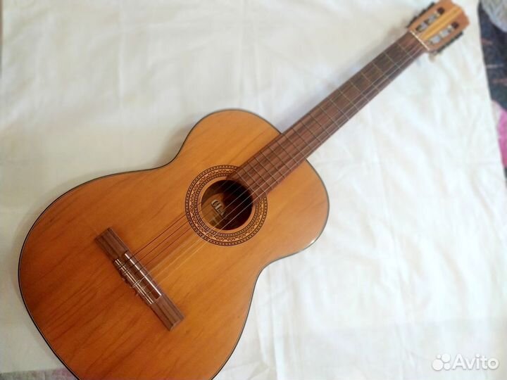 Акустическая гитара Classic