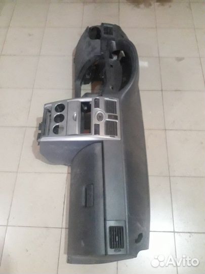 Продам панель(торпеда) от лада Приора