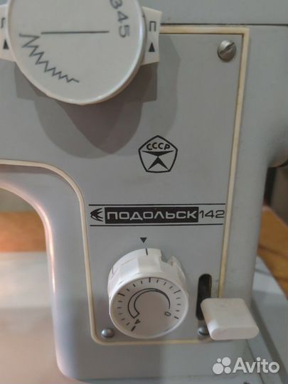 Швейная машина Подольск 142
