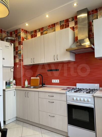 2-к. квартира, 70 м², 4/8 эт.