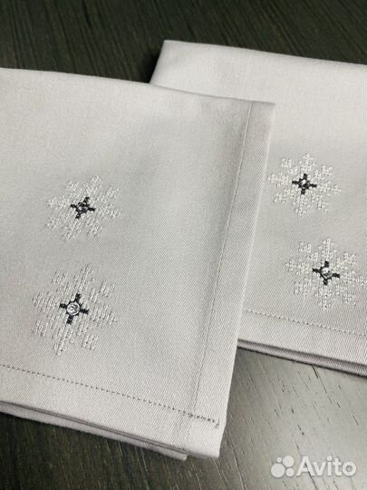 Салфетки с вышивкой