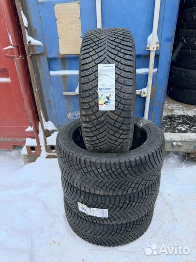 Michelin X-Ice North 4 285/45 R22 114T