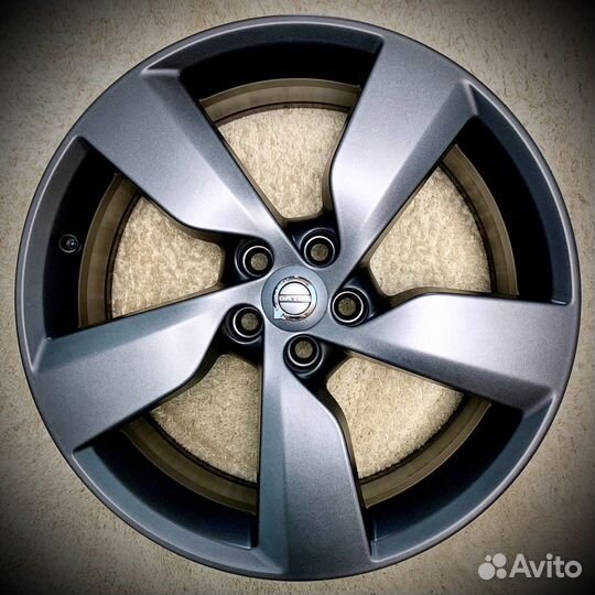 Диски Maxion R19 для Volvo XC90/S90/V90/S60/V60