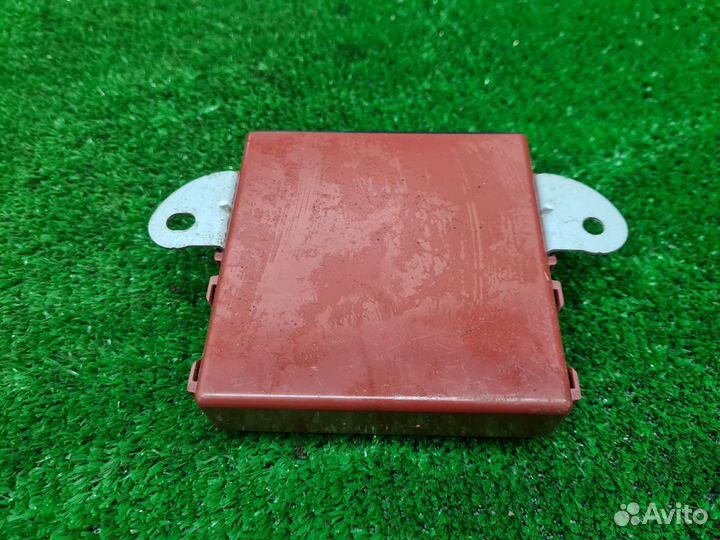 Блок управления центральным замком Lexus GS S190 2