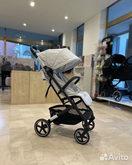 Прогулочная коляска Cybex Gold Beezy