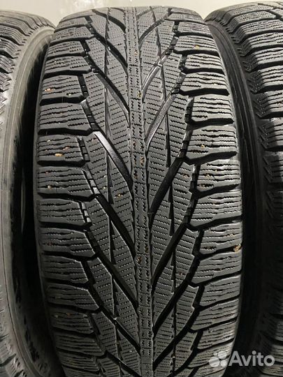 Nokian Tyres Hakkapeliitta R2 SUV 225/60 R17