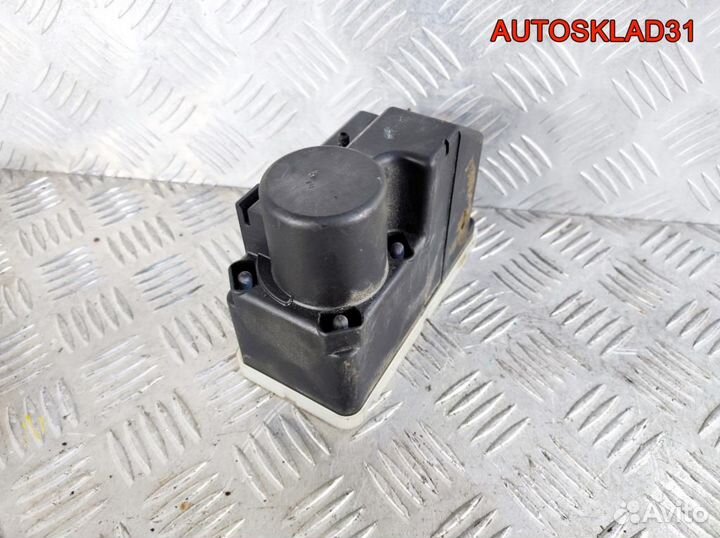 Компрессор центрального замка Mercedes A0008001148