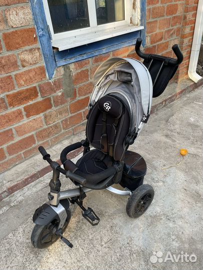 Трехколесный велосипед