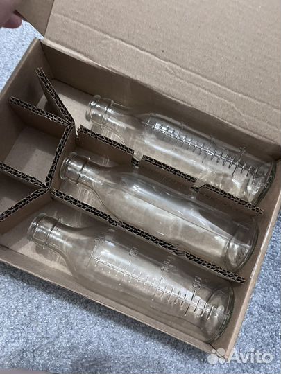 Стеклянные молочные бутылки 3 шт