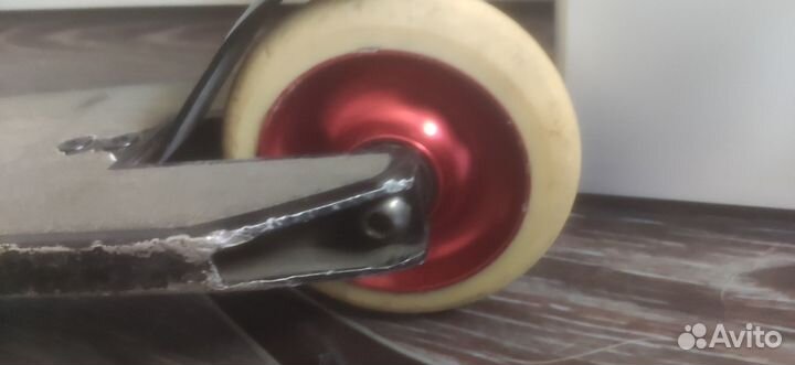 Трюковой самокат