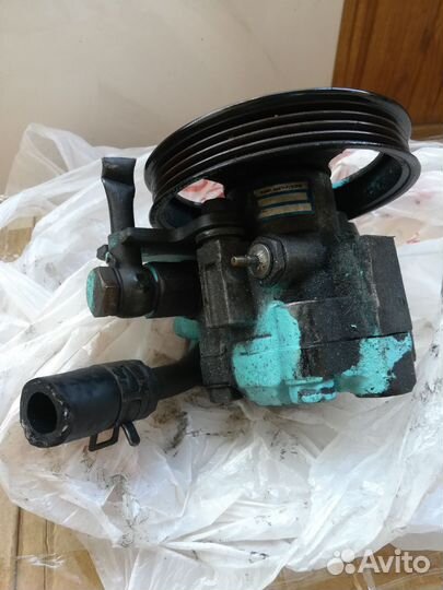 Насос гур Kia Specta