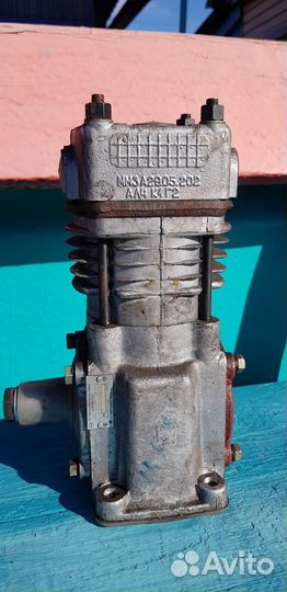 Компрессор автомобильный