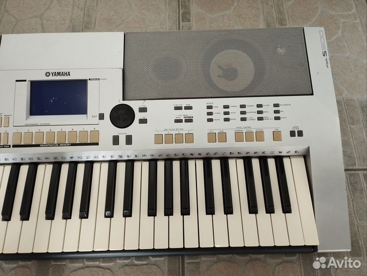 Синтезатор Yamaha PSR s500
