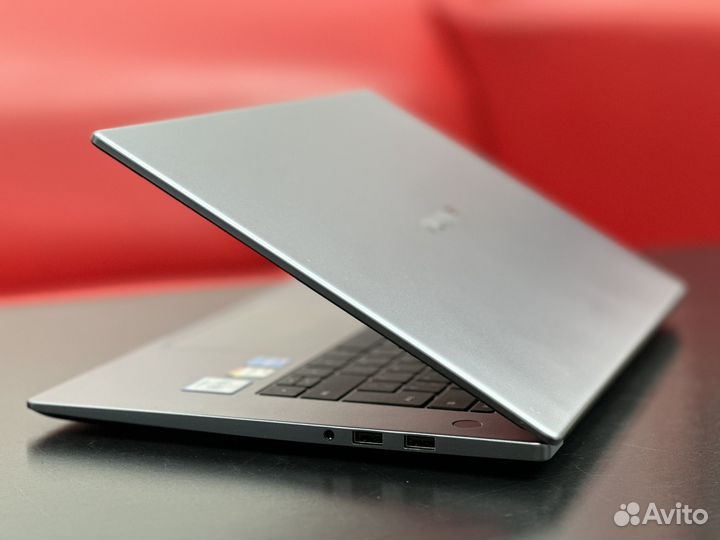 I5 1155G7/8GB/SSD 256GB