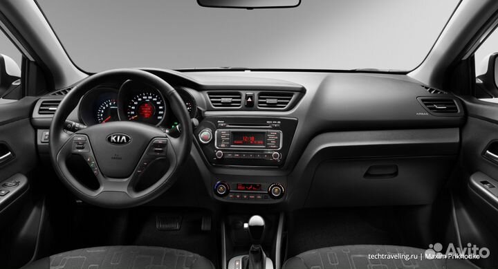 Торпедо Kia Rio седан