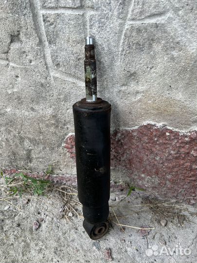 Гидро амортизаторы передние lx470