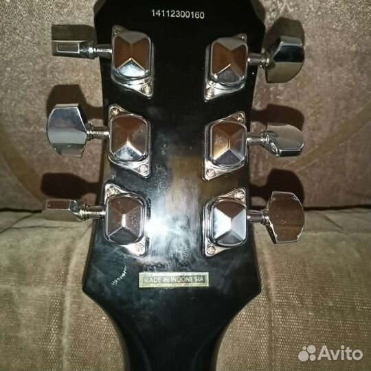 Электрогитара epiphone les paul