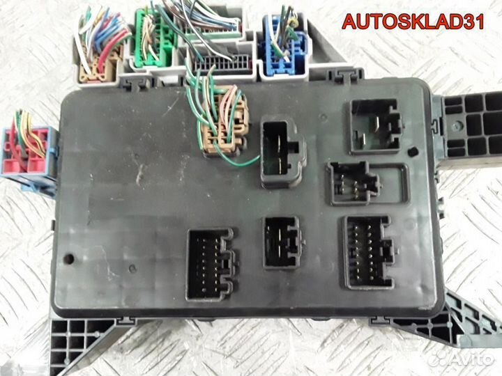 Блок предохранителей Ford Mondeo 3 1s7t14a073af