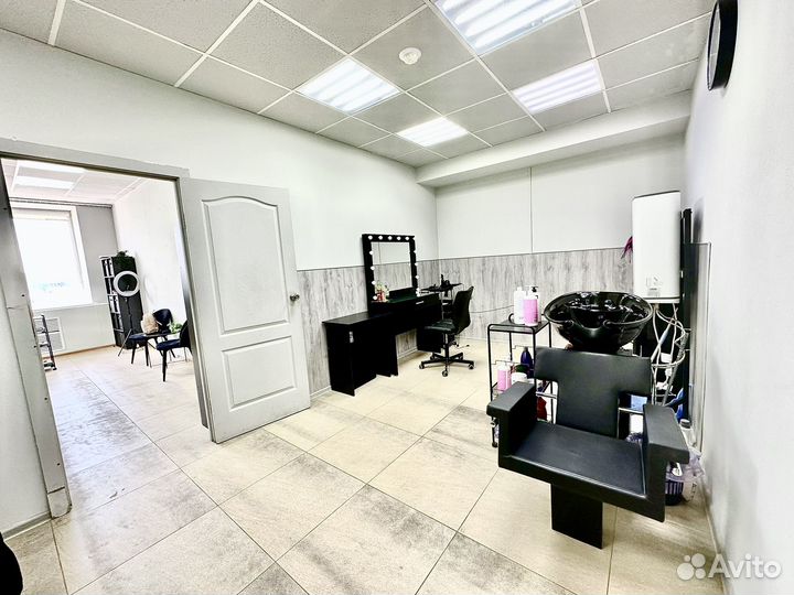 Место парикмахера / мастера кератина, ботокса