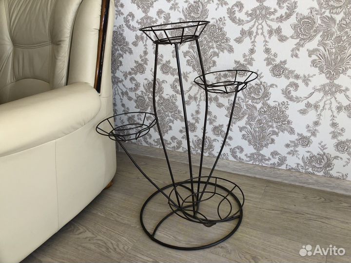 Подставка для цветов