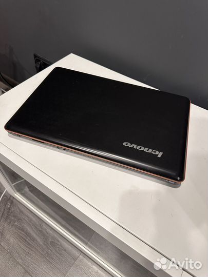 Lenovo y550