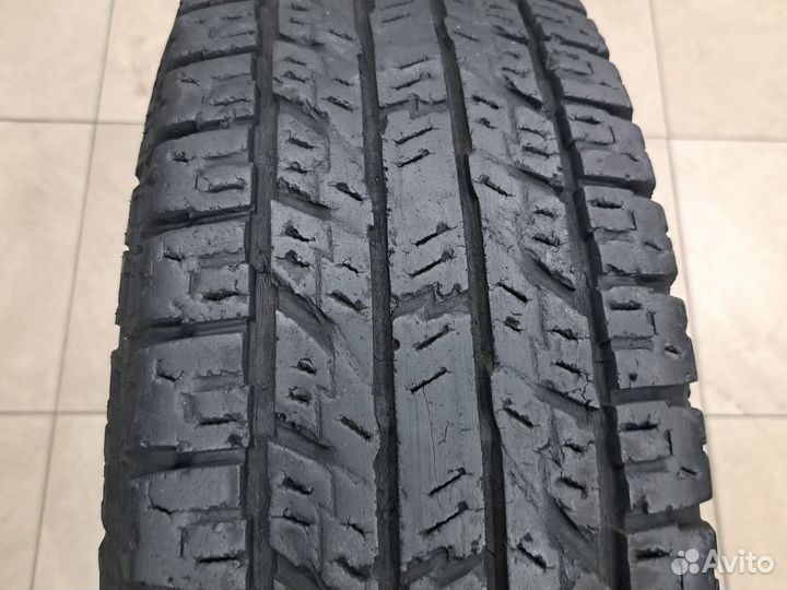 Yokohama Geolandar A/T G015 225/75 R16 115R
