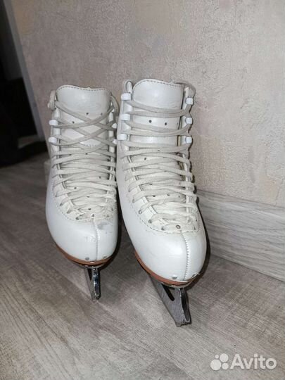 Коньки фигурные edea overture 195