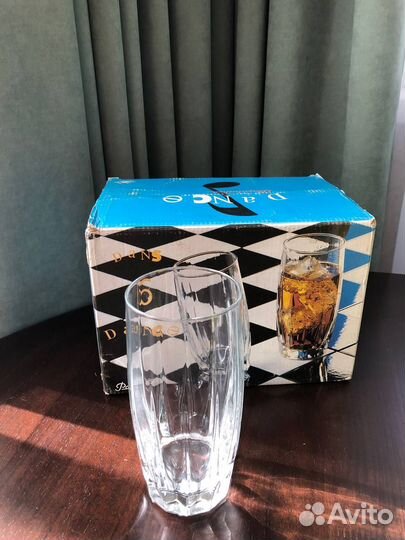 Стеклянные стаканы