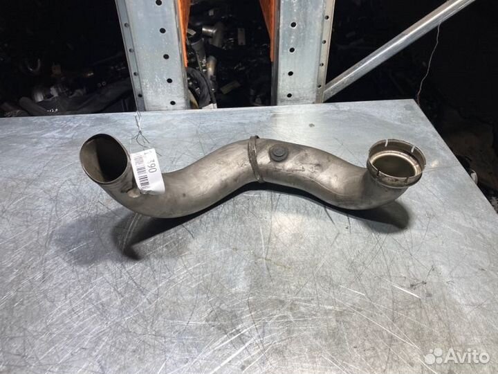 Патрубок интеркулера левый Mercedes S-Class W222