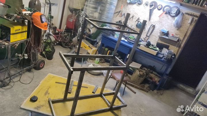 Тележка для сварочного аппарата